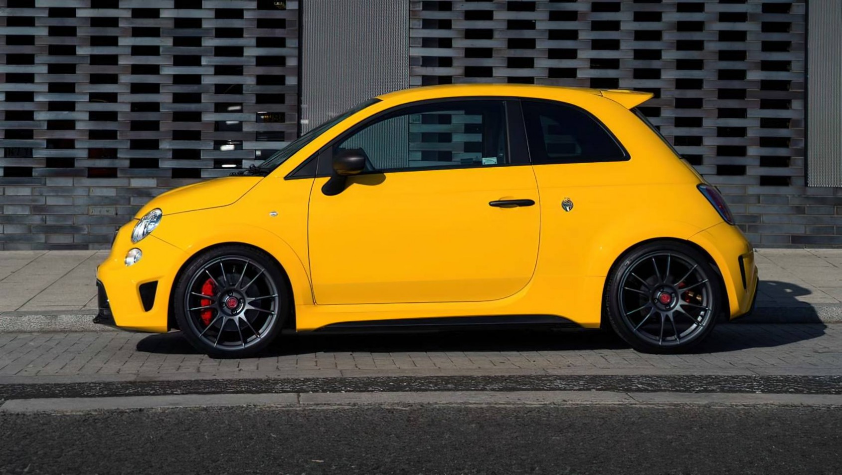 Abarth 500 giallo