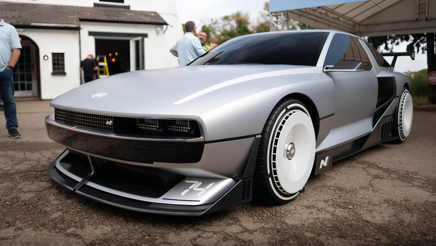 Hyundai N Vision 74 Concept sylwetka