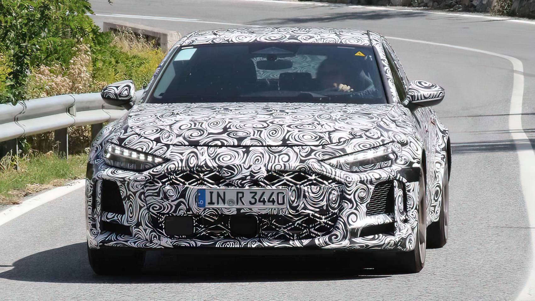 Audi RS5 Sedan spyshot przód