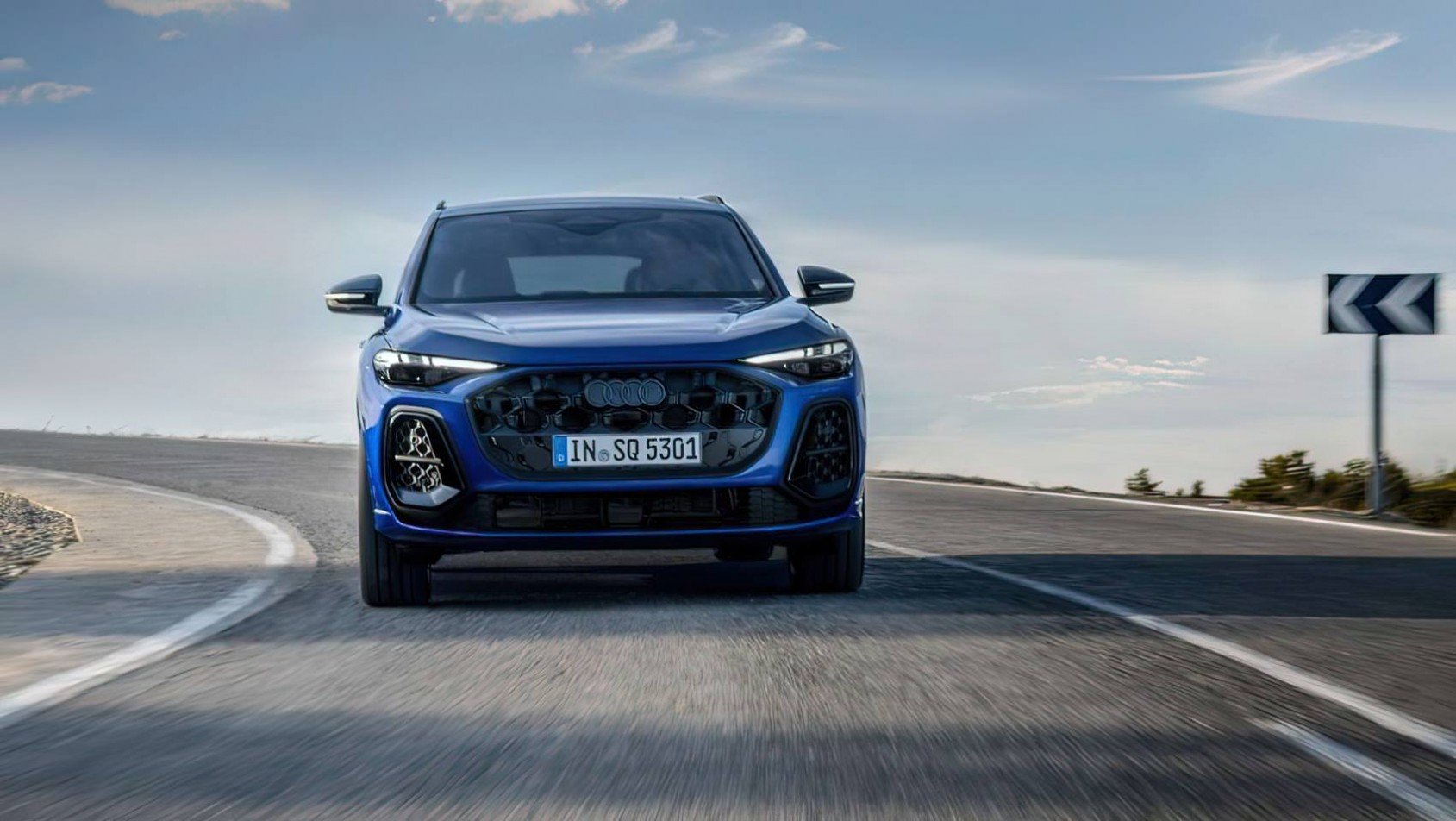 2025 Audi SQ5 single frame