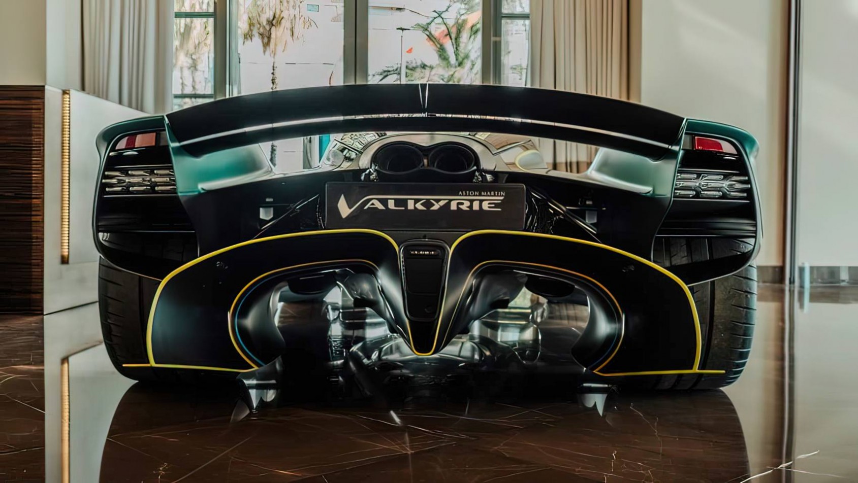 Aston Martin Valkyrie alonso specyfikacja