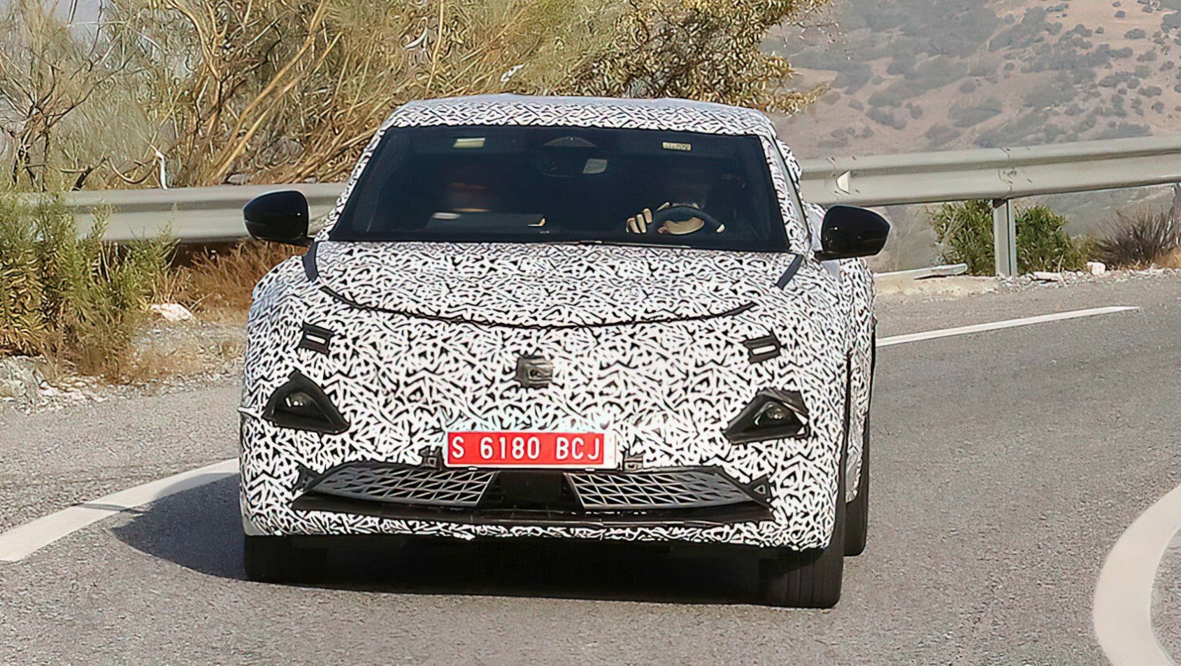 Alpine A390 zamaskowany