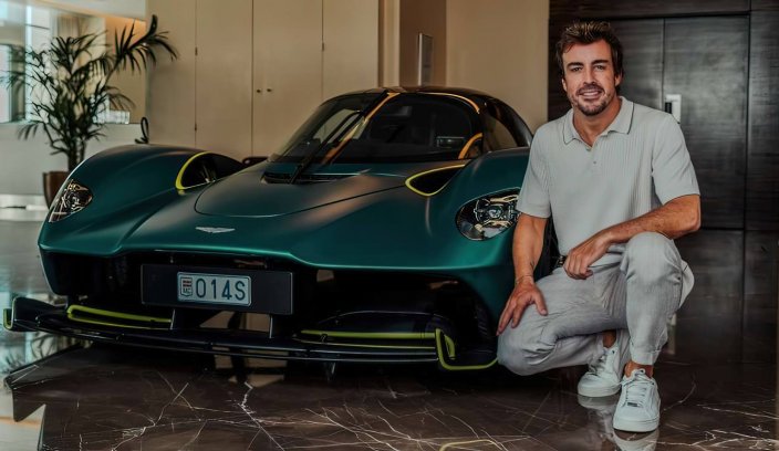 Aston Martin Valkyrie Alonso