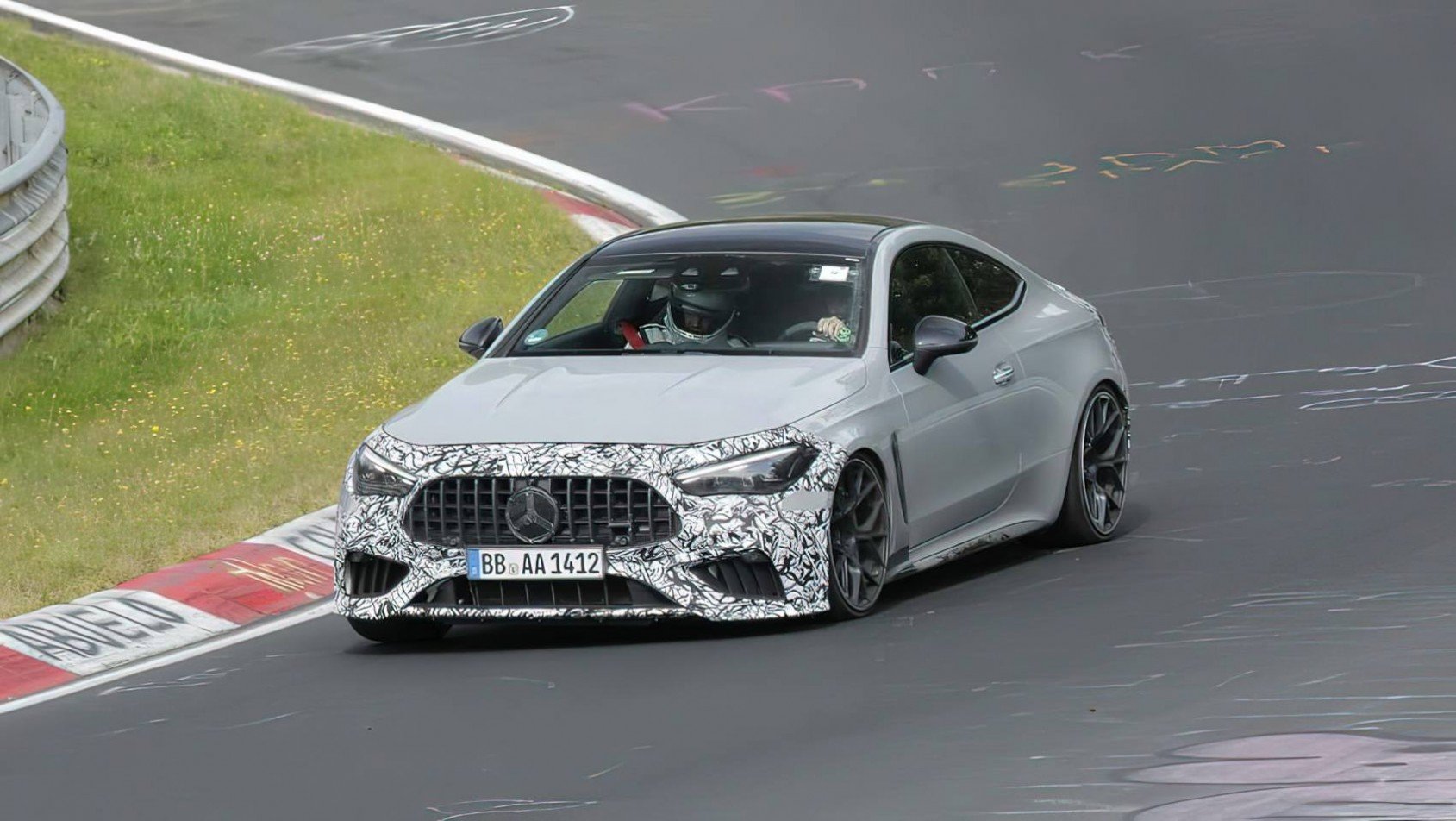 Mercedes-AMG CLE63 2025 Mercedes-AMG CLE63 testy na torze