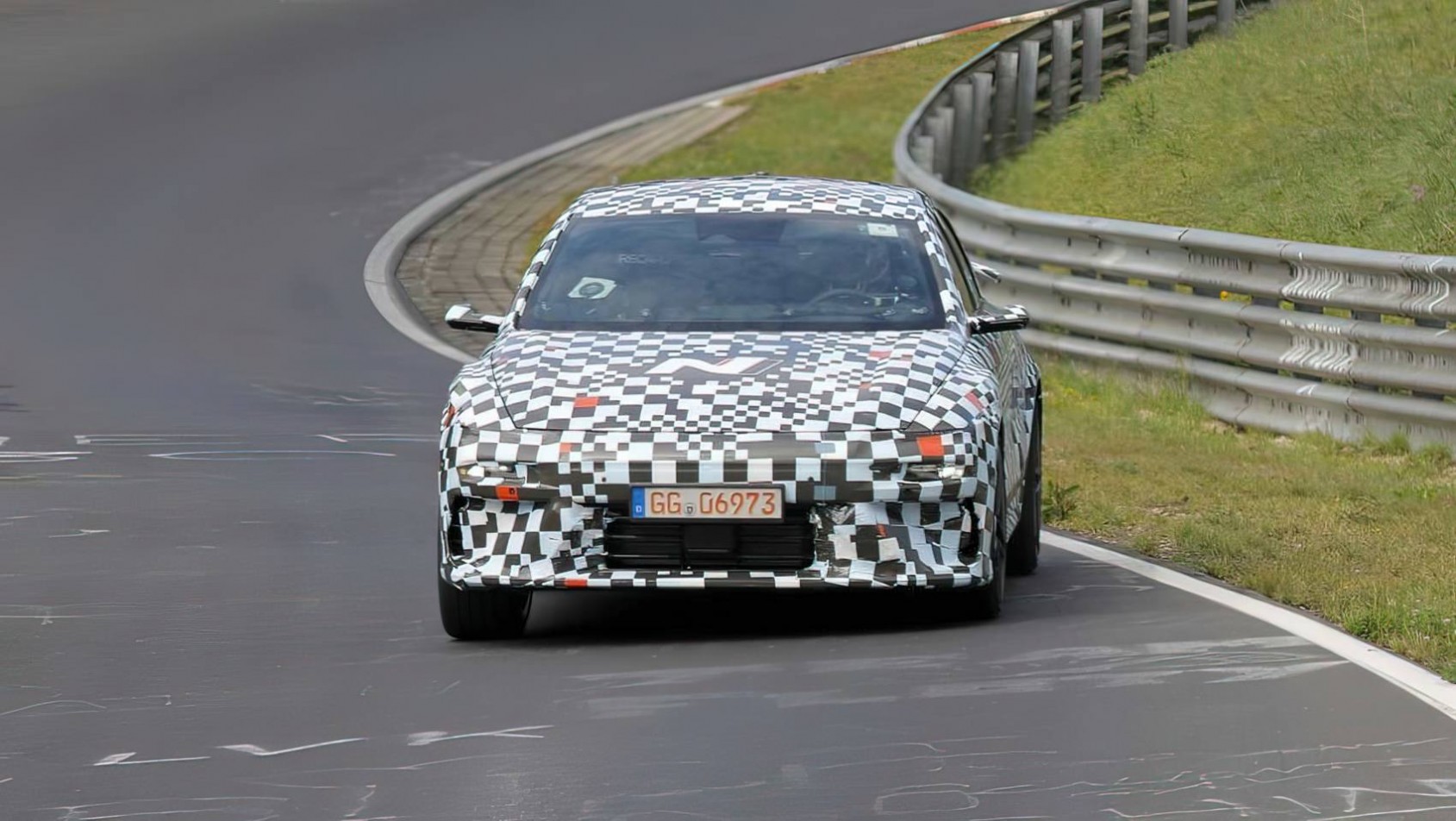 Hyundai Ioniq 6 N spyshot maskowanie