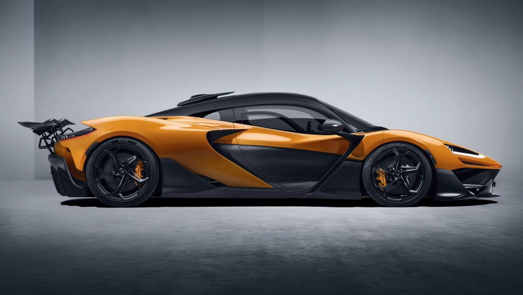 McLaren W1 sylwetka