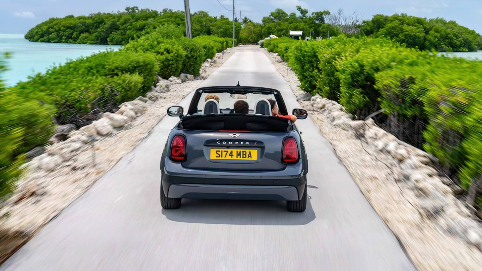 2025 Mini Convertible oferta