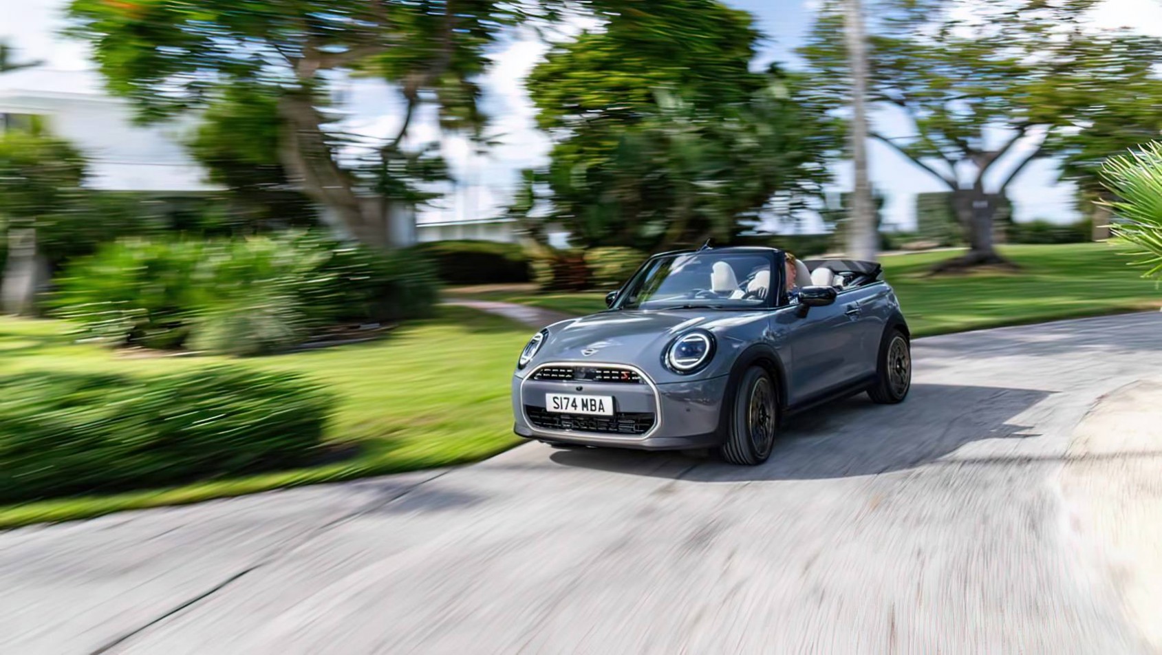 2025 Mini Convertible design