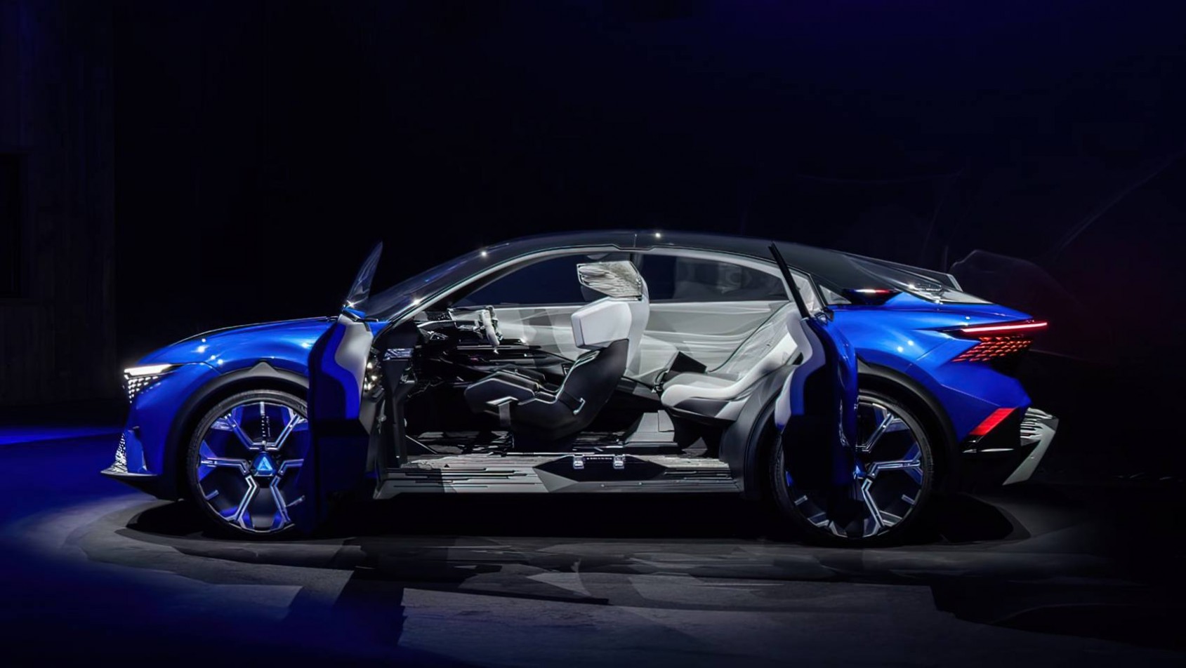 Alpine A390_β drzwi