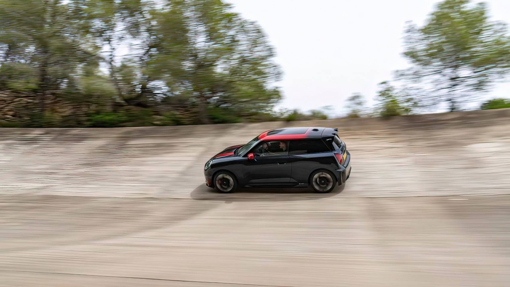Mini John Cooper Works Mini John Cooper Works Electric Hatch design profil