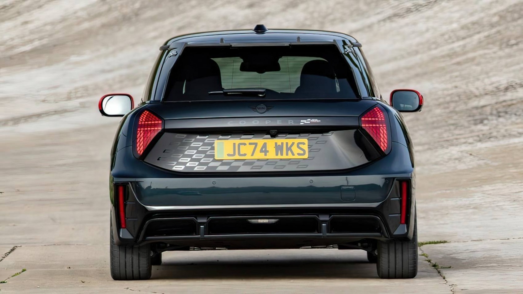 Mini John Cooper Works Mini John Cooper Works Electric Hatch oświetlenie tył