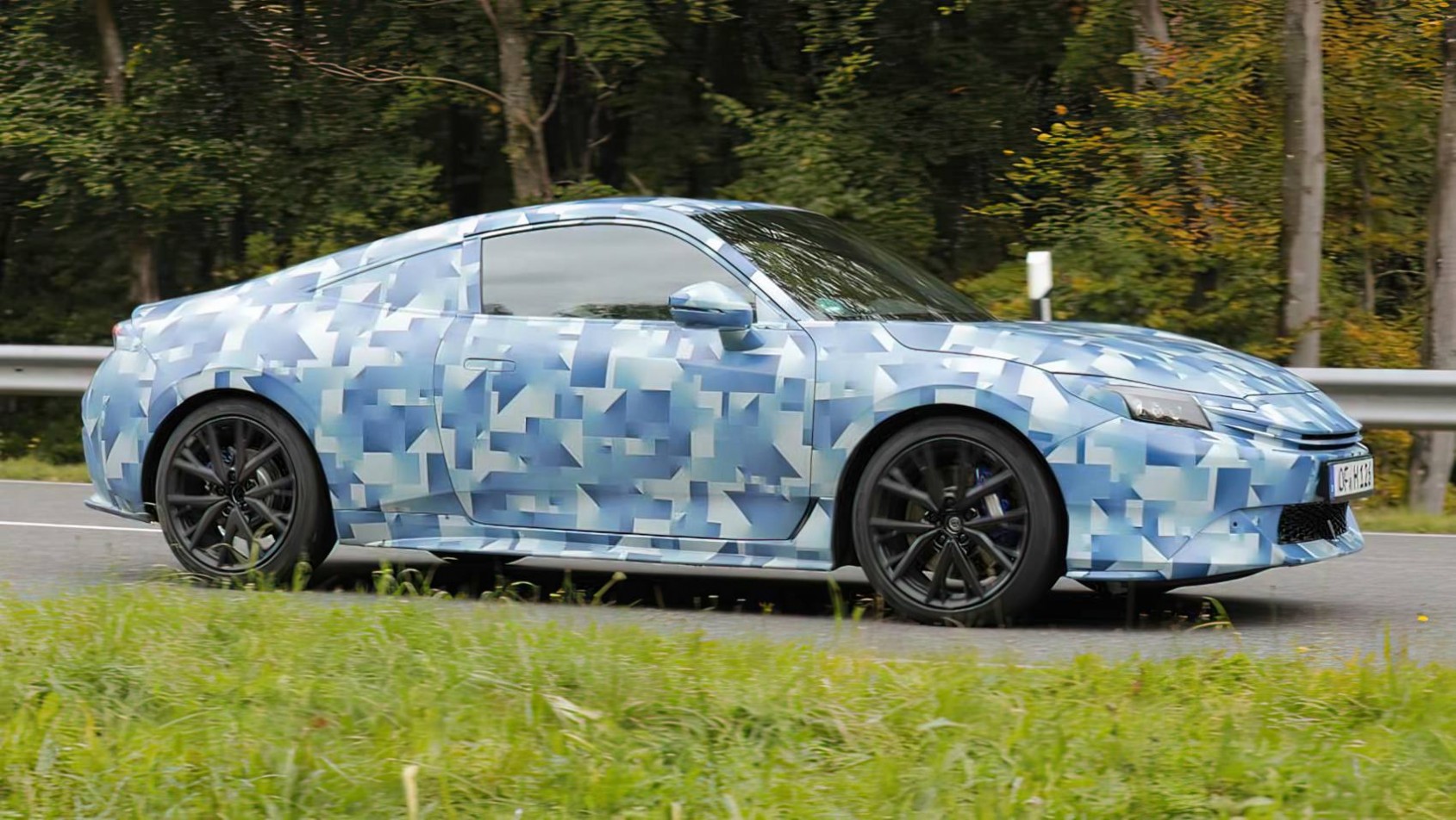 2025 Honda Prelude spyshot coupe