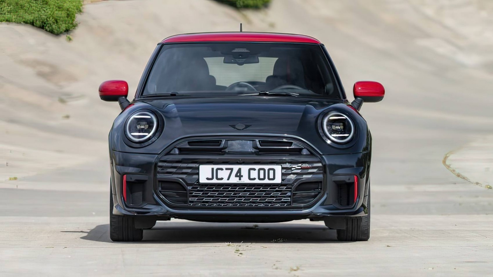 Mini John Cooper Works 2025 Mini John Cooper Works pas przedni