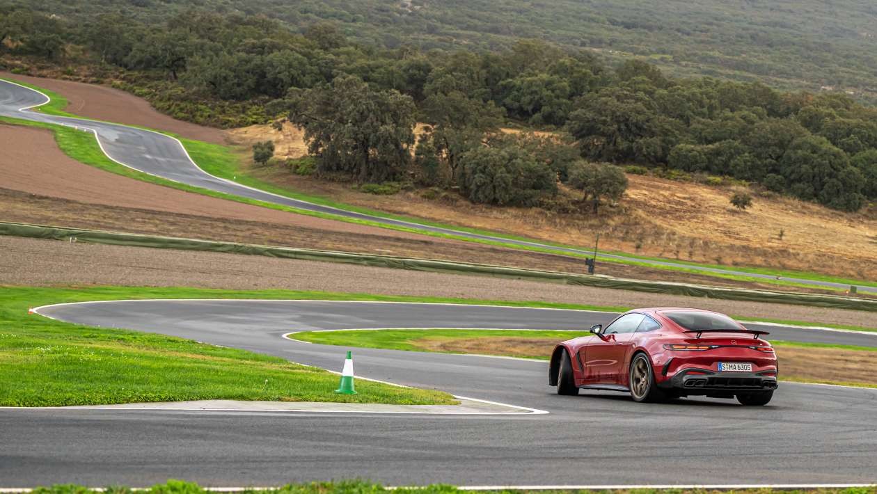 Mercedes-AMG GT 63 Pro ascari