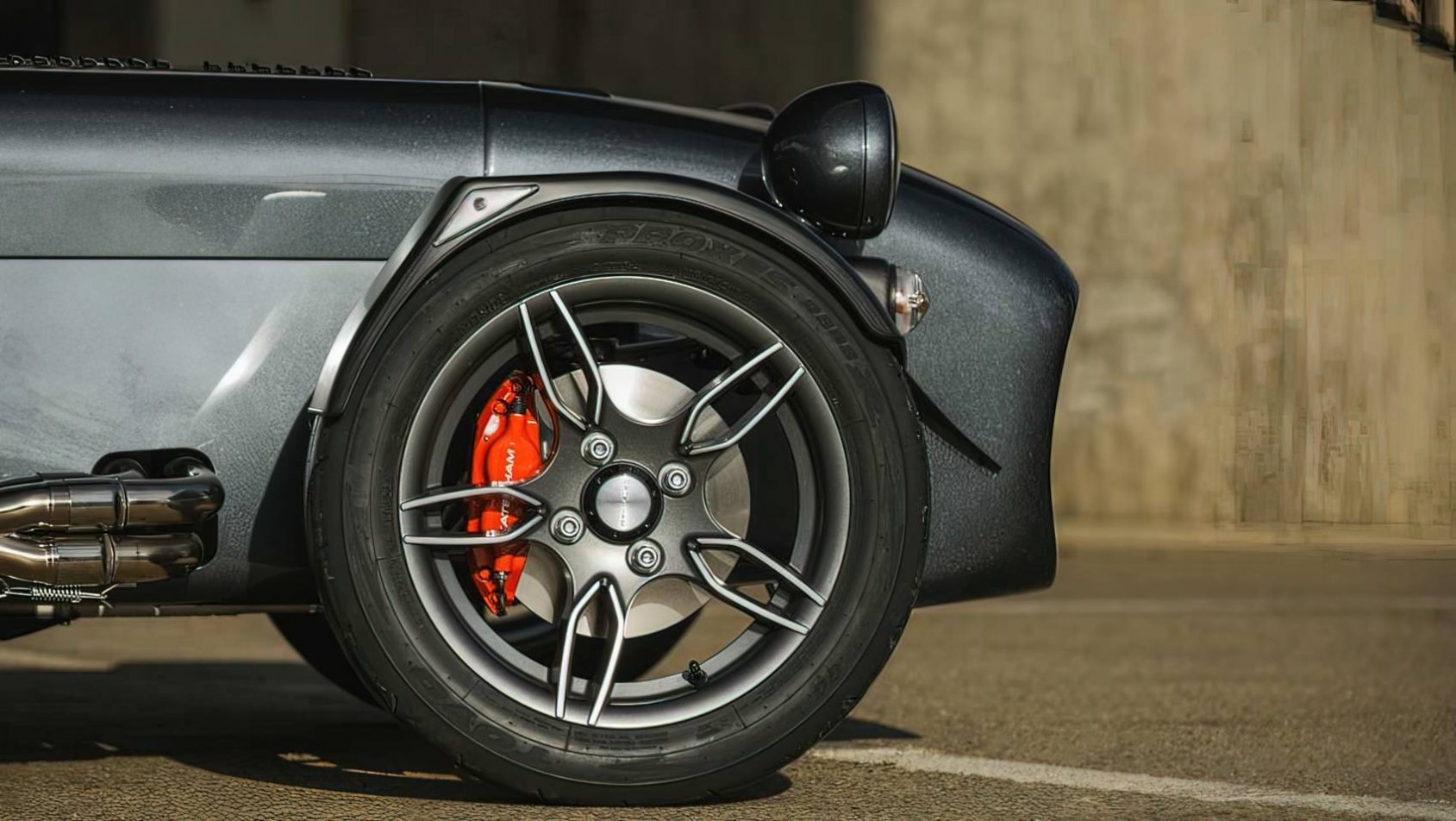 Caterham Seven Caterham Seven CSR Twenty koła