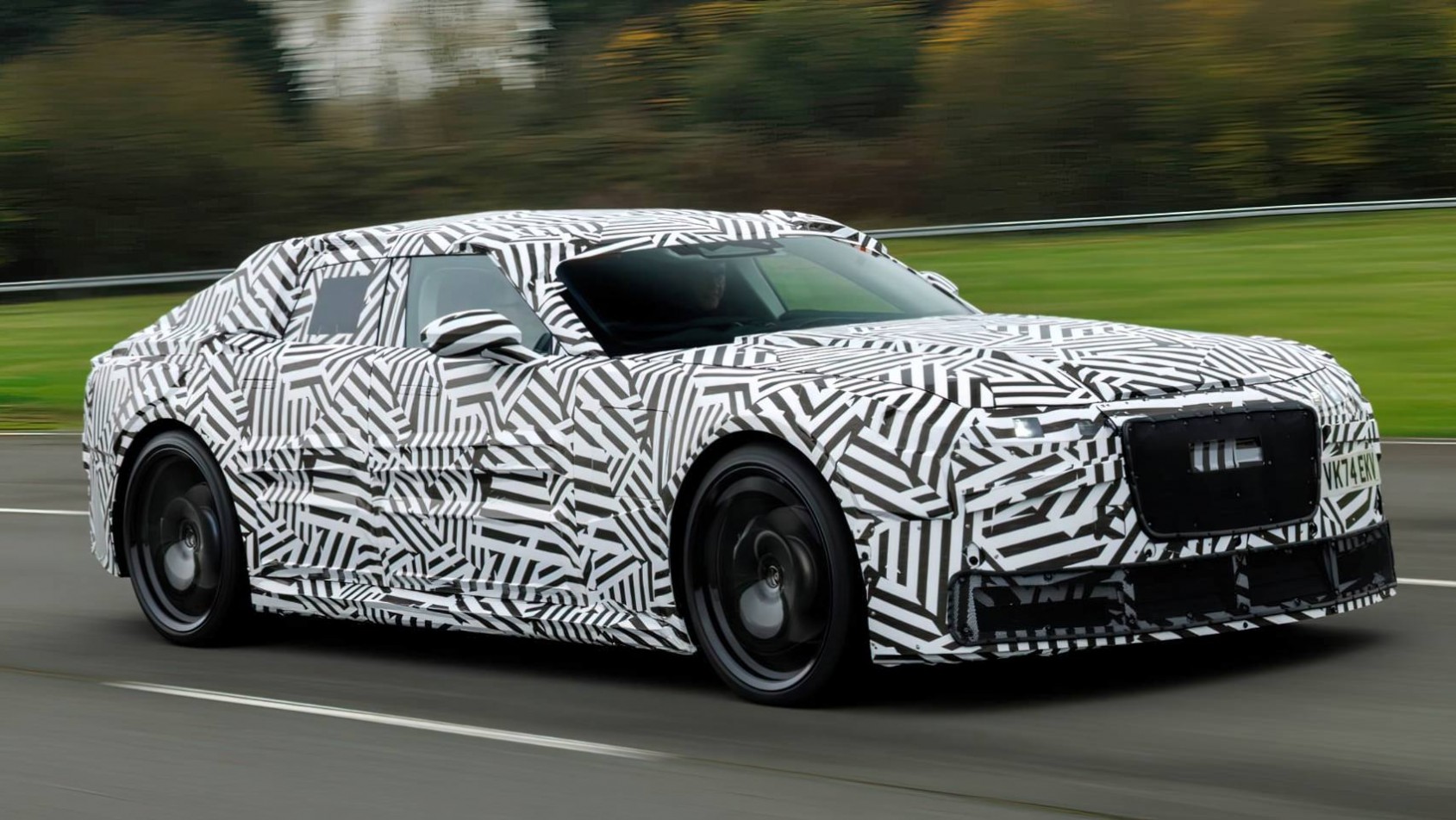 Jaguar GT EV kamuflaż