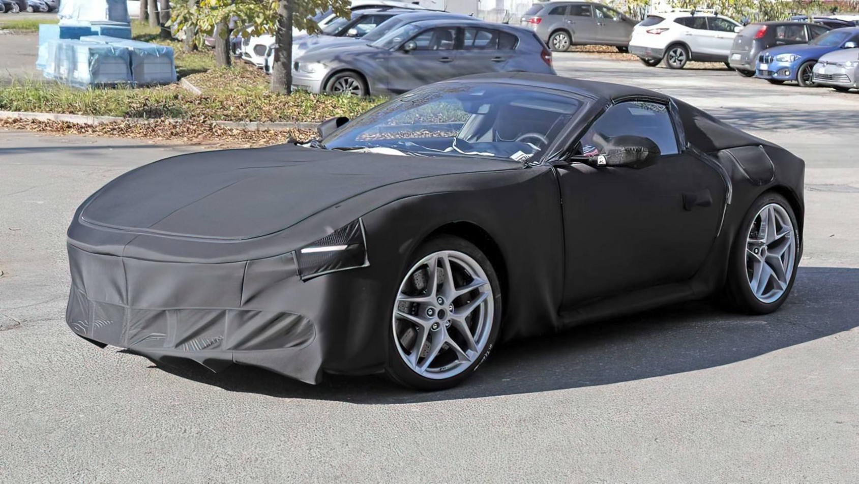 2025 Ferrari Roma testy