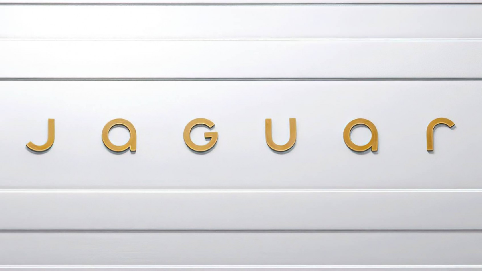 Jaguar GT EV litery logo