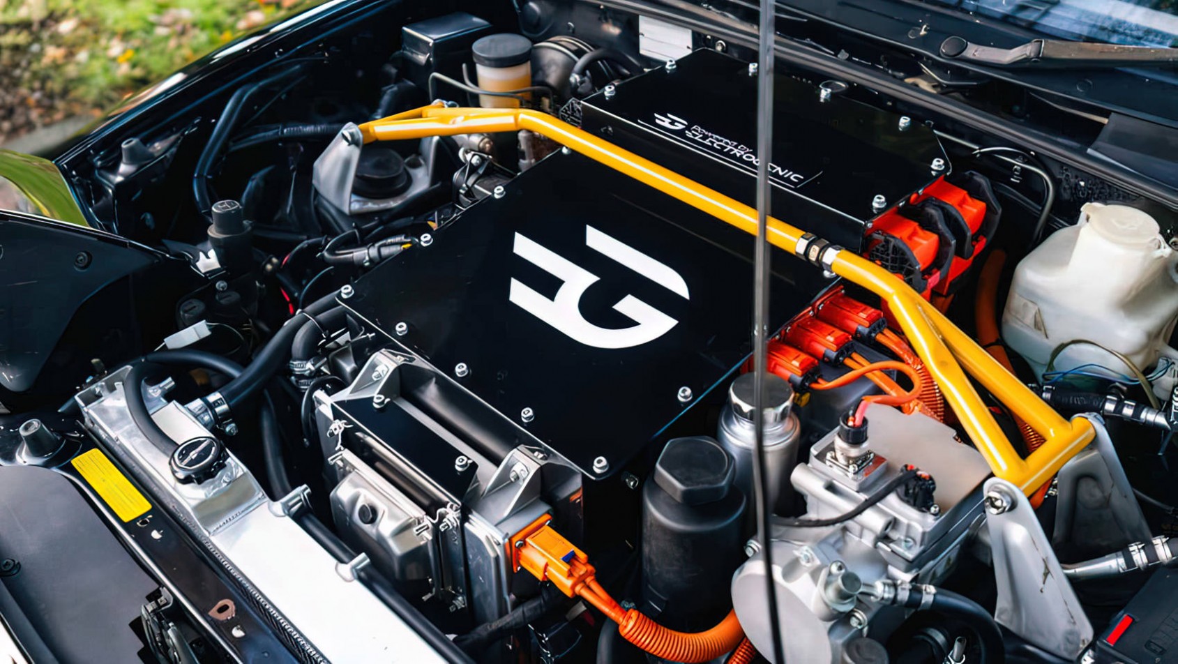 Mazda MX-5 Electrogenic Mazda MX-5 EV bateria