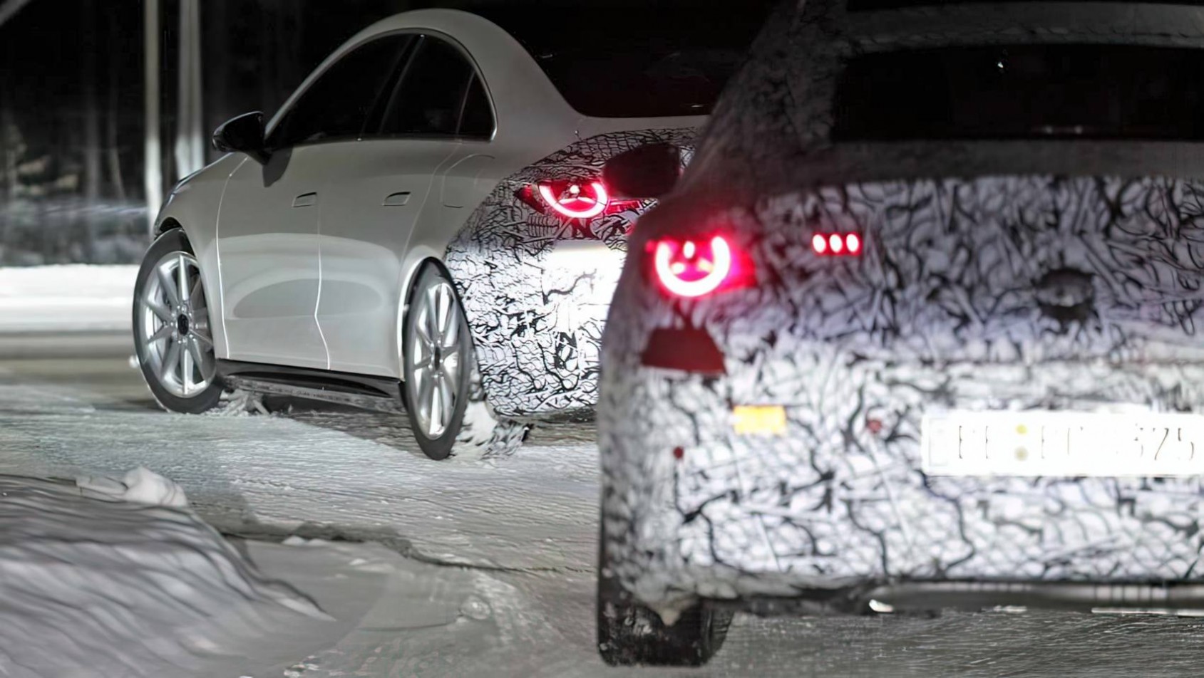 2025 Mercedes-Benz CLA spyshot testy