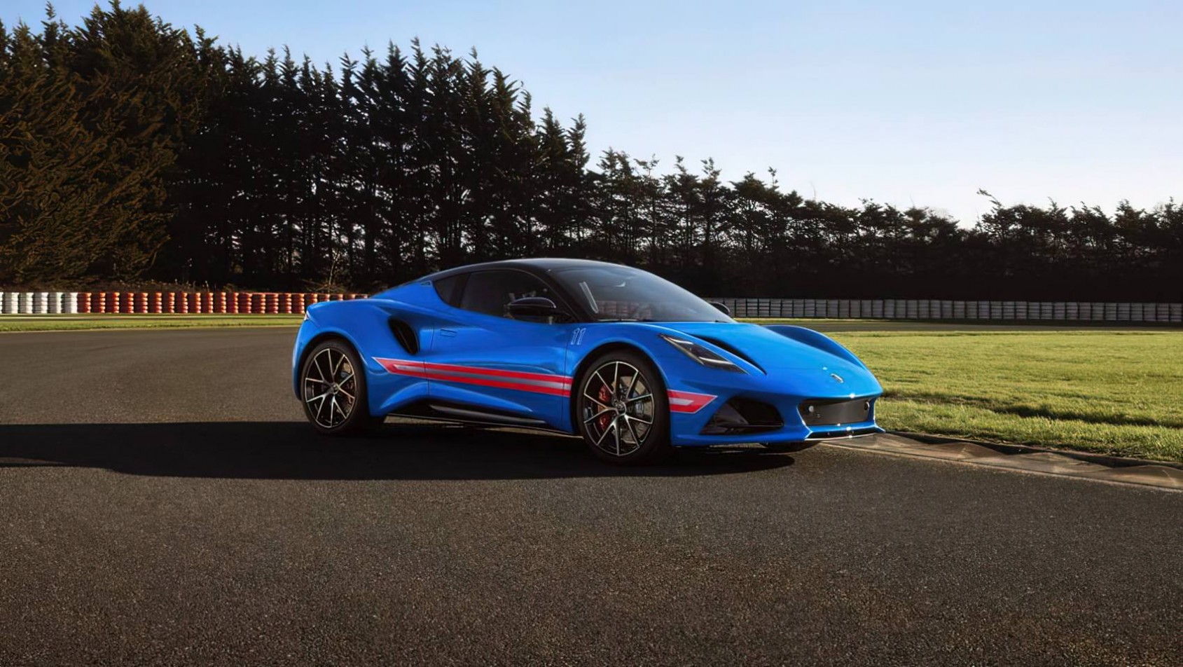 Lotus Emira Limited essex type 86