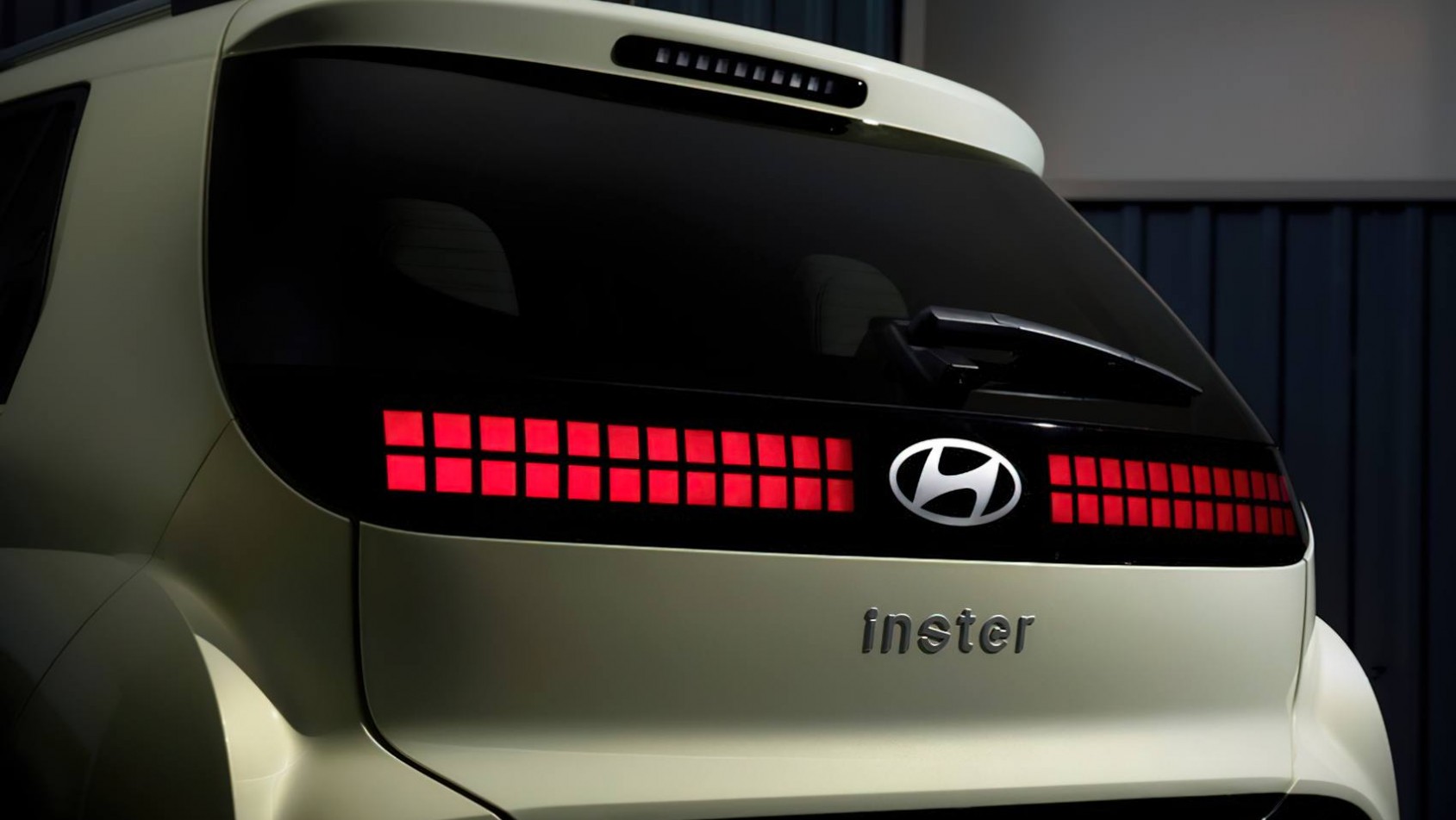 Hyundai Inster detal tył