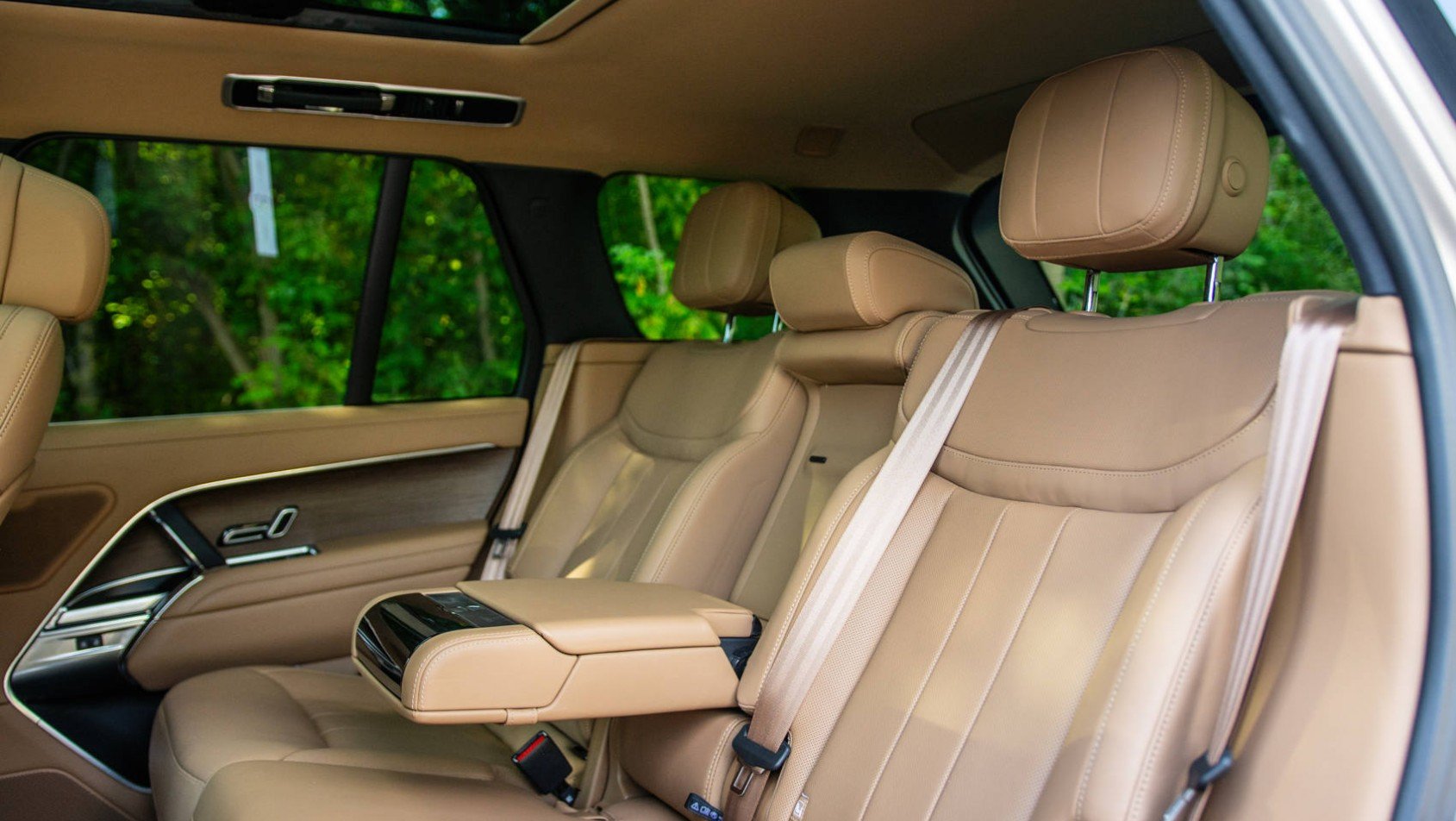 Range Rover P550e HSE tylna kanapa