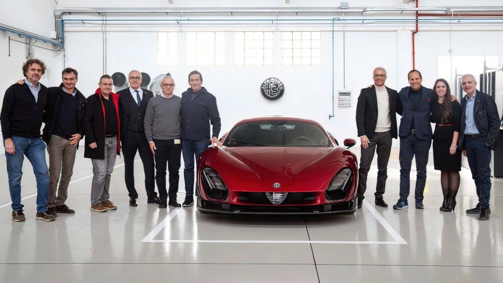 Alfa Romeo 33 Stradale pierwszy egzemplarz