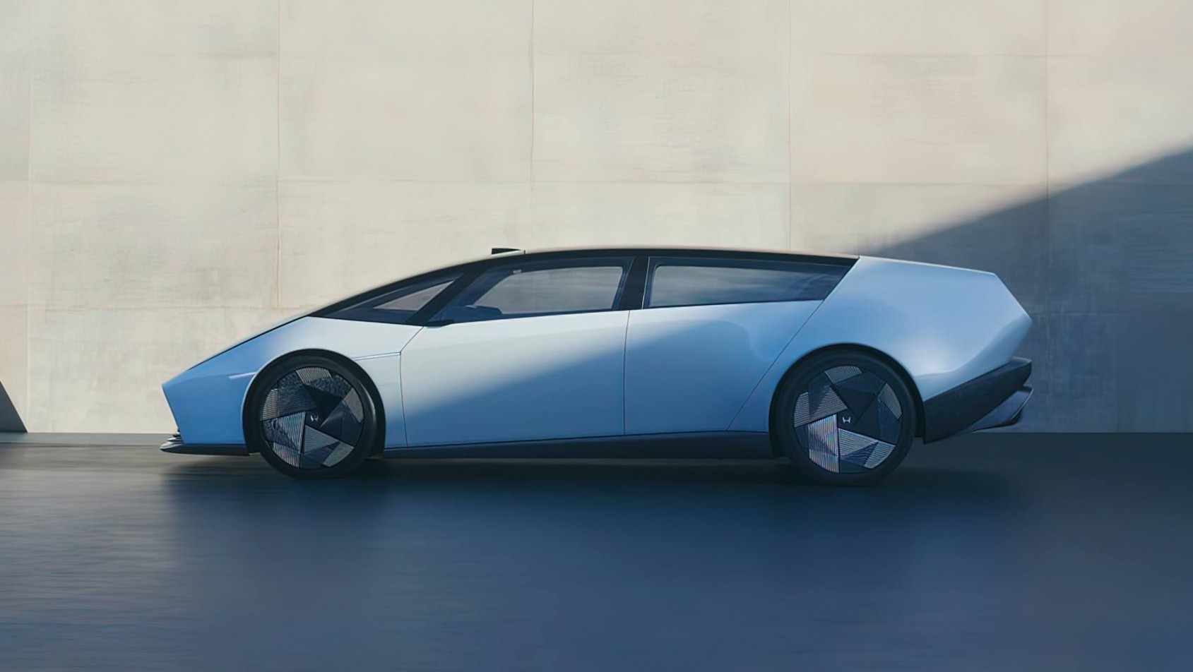 Honda 0 Saloon 2025 profil