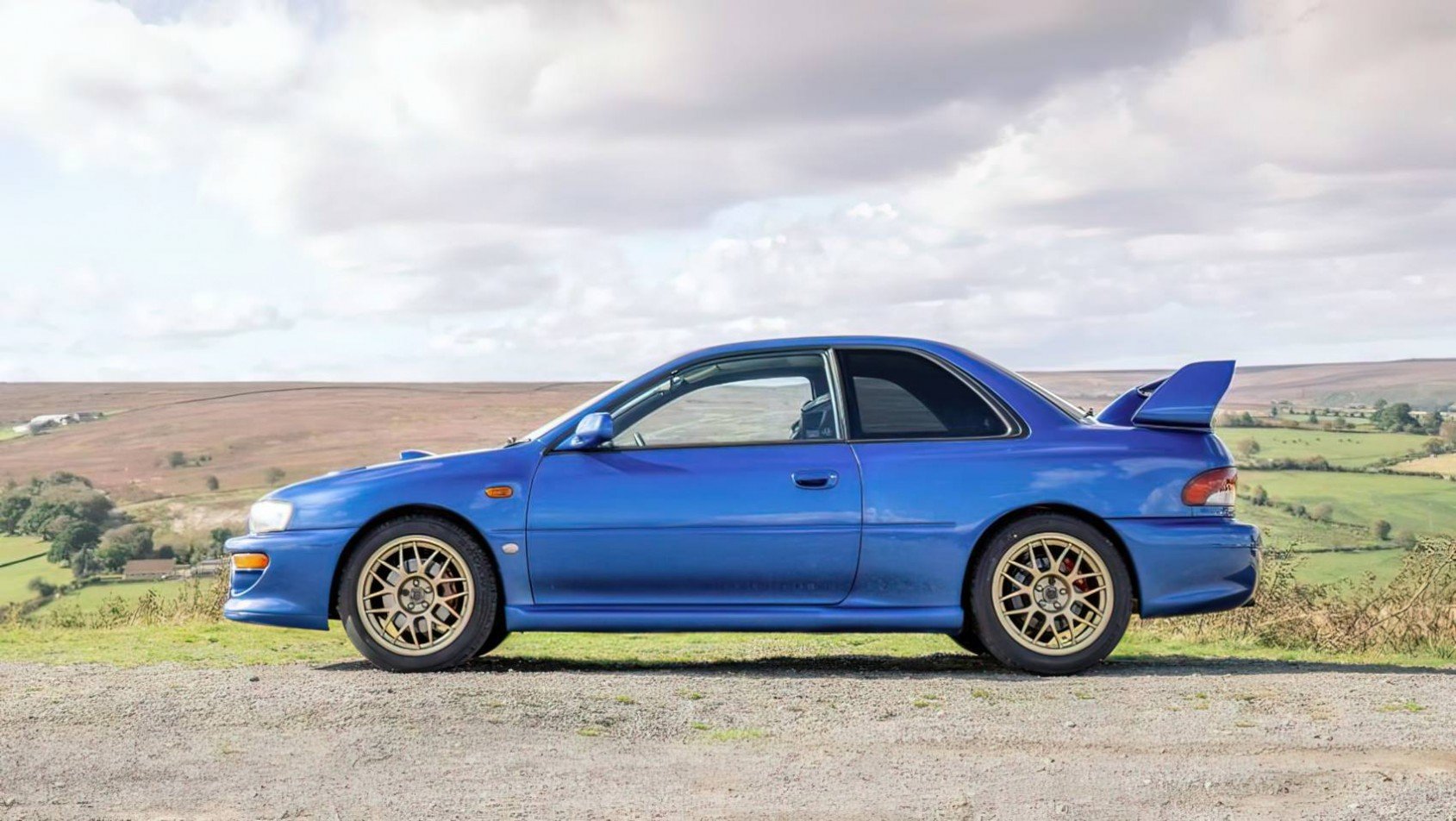 Subaru Impreza 22B STI profil