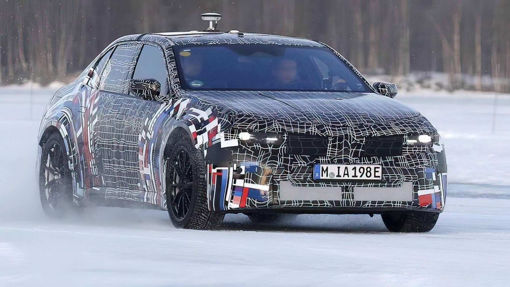 BMW iM3 testy zimowe kamuflaż