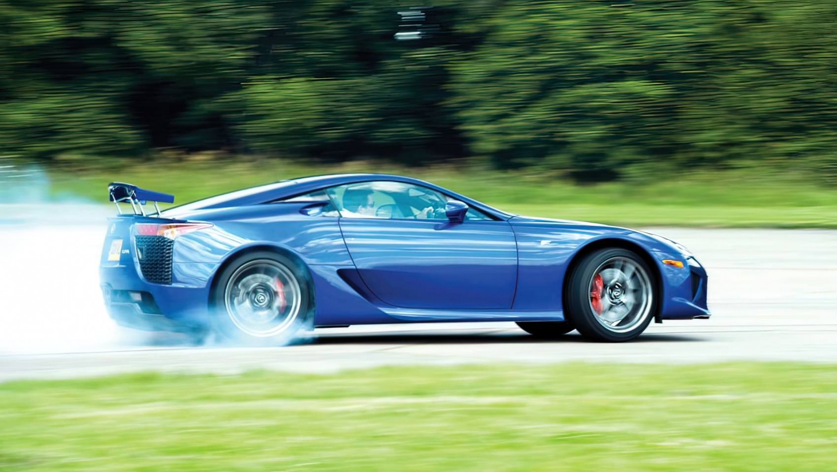 Lexus LFA drift