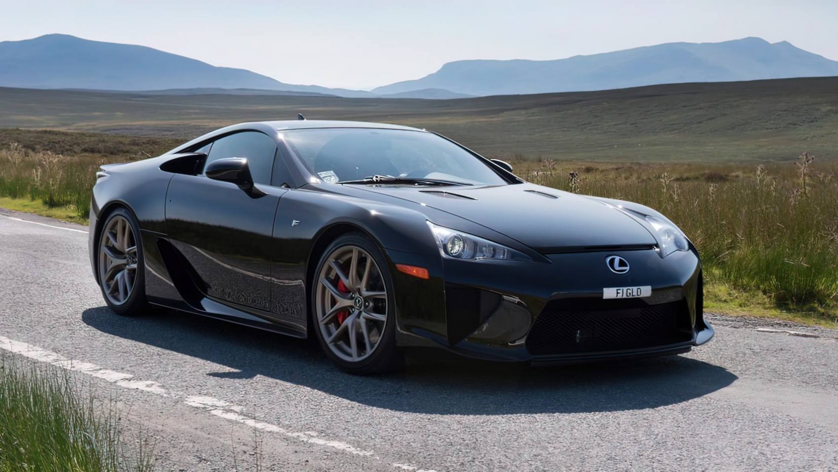 Lexus LFA czarny przód
