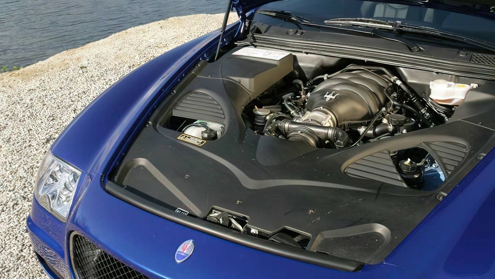 Maserati Quattroporte V silnik