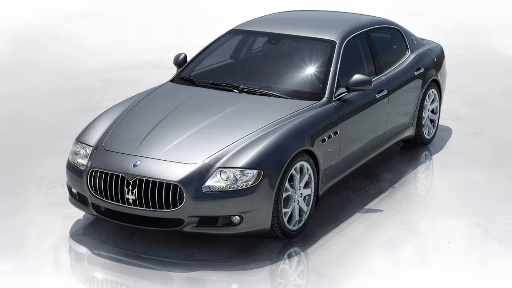 Maserati Quattroporte V design