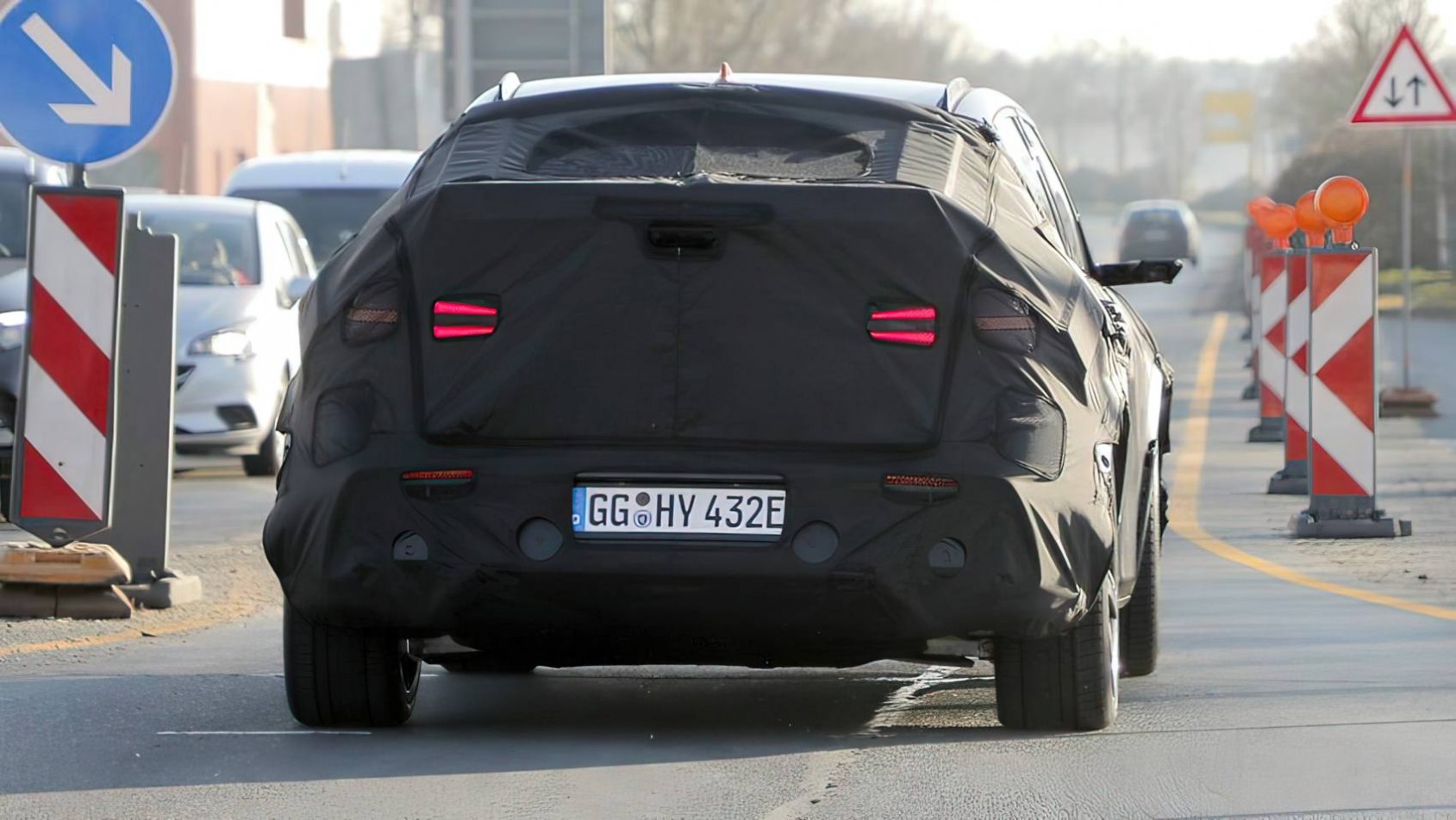 Genesis GV60 Magma tył