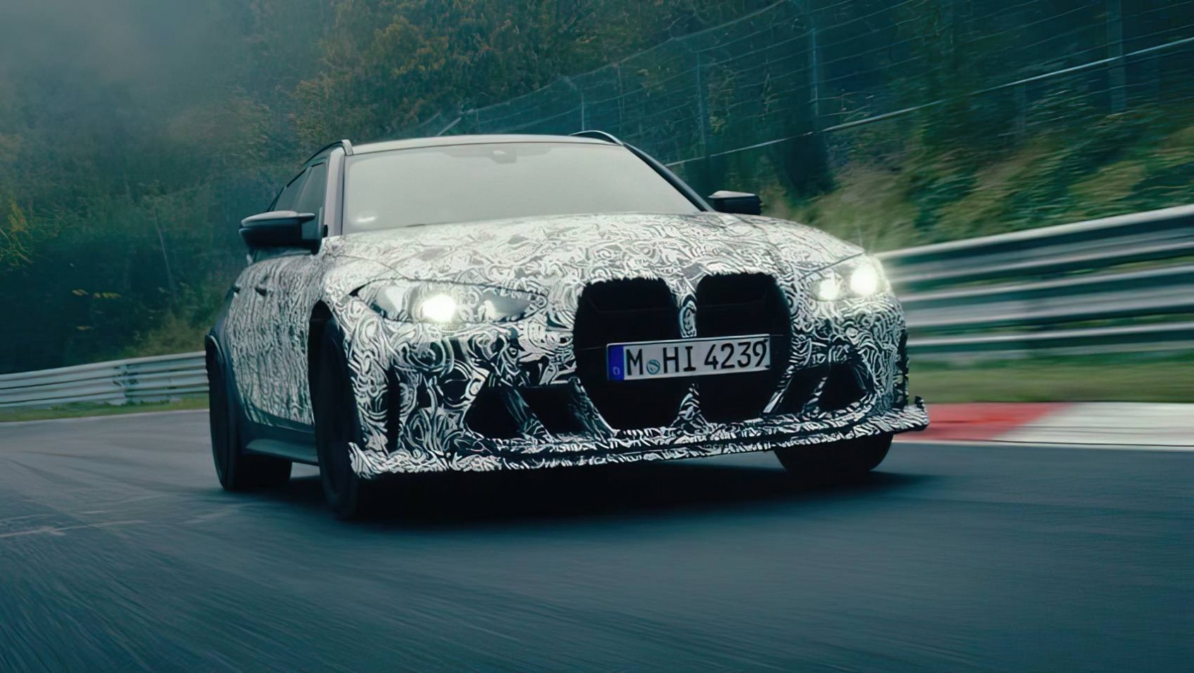 BMW M3 CS Touring teaser