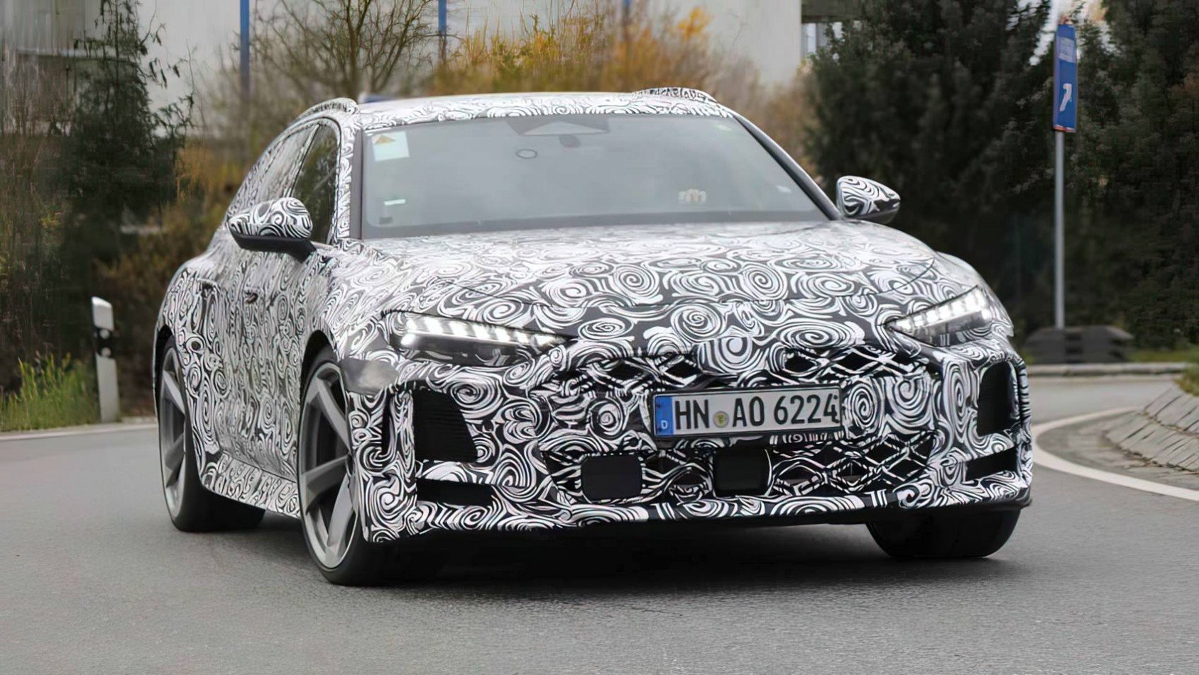 2025 Audi RS5 spyshot