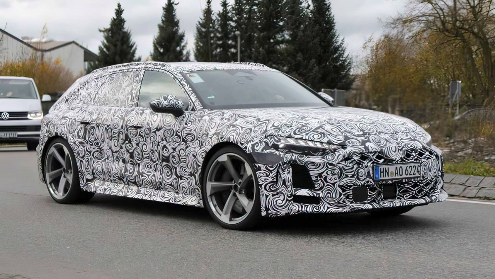 2025 Audi RS5 Avant spyshot design