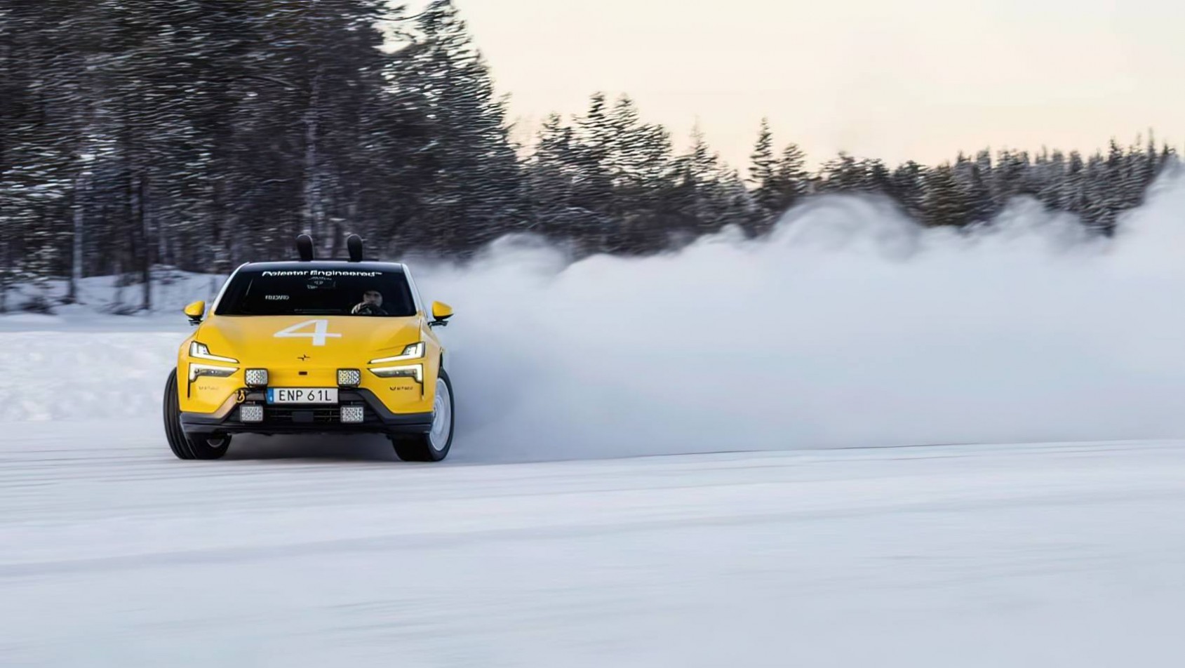 Polestar 4 Arctic Circle model pokazowy