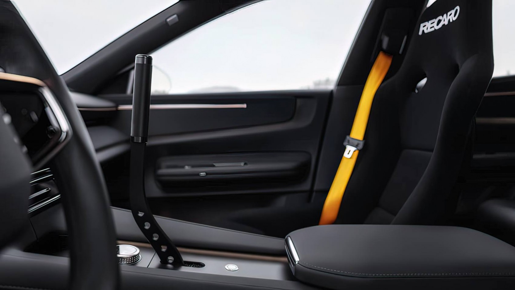 Polestar 4 Arctic Circle wnętrze