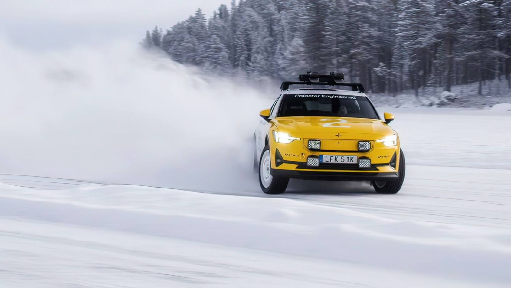 Polestar 2 Arctic Circle drift