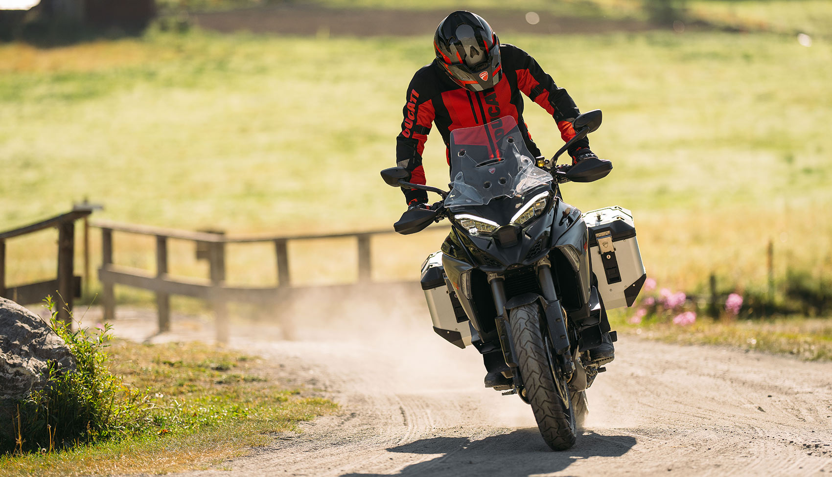 Ducati Multistrada V4 2025