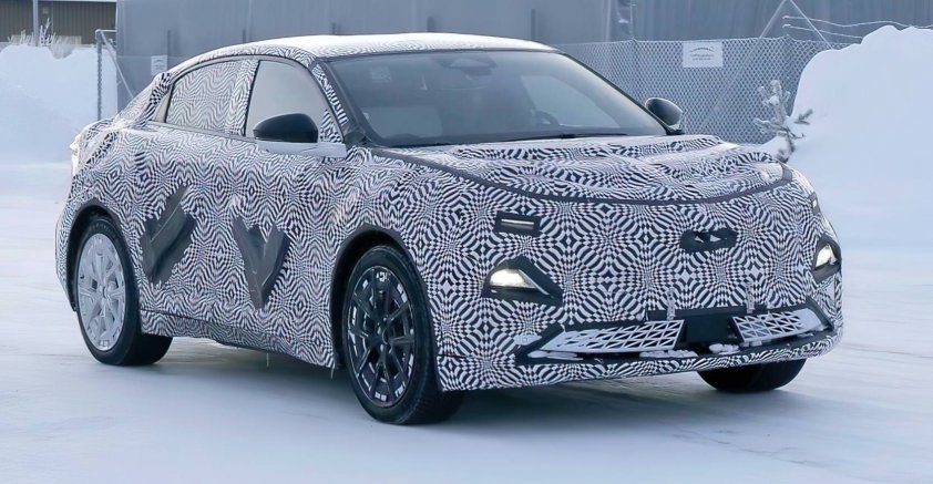 Elektryczny crossover Alpine A390 przyłapany podczas testów - Evo