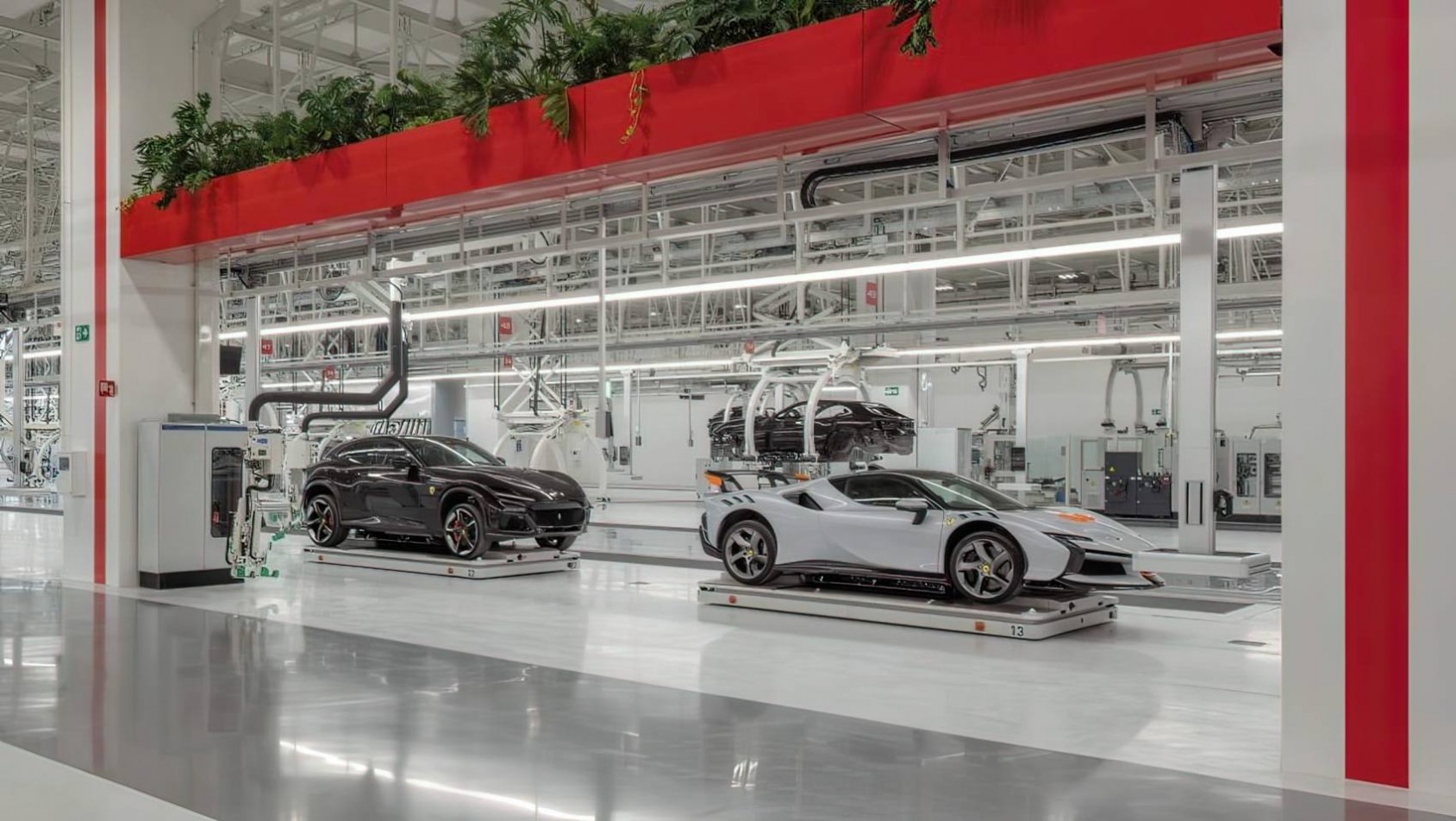 Ferrari e-building linia montażowa