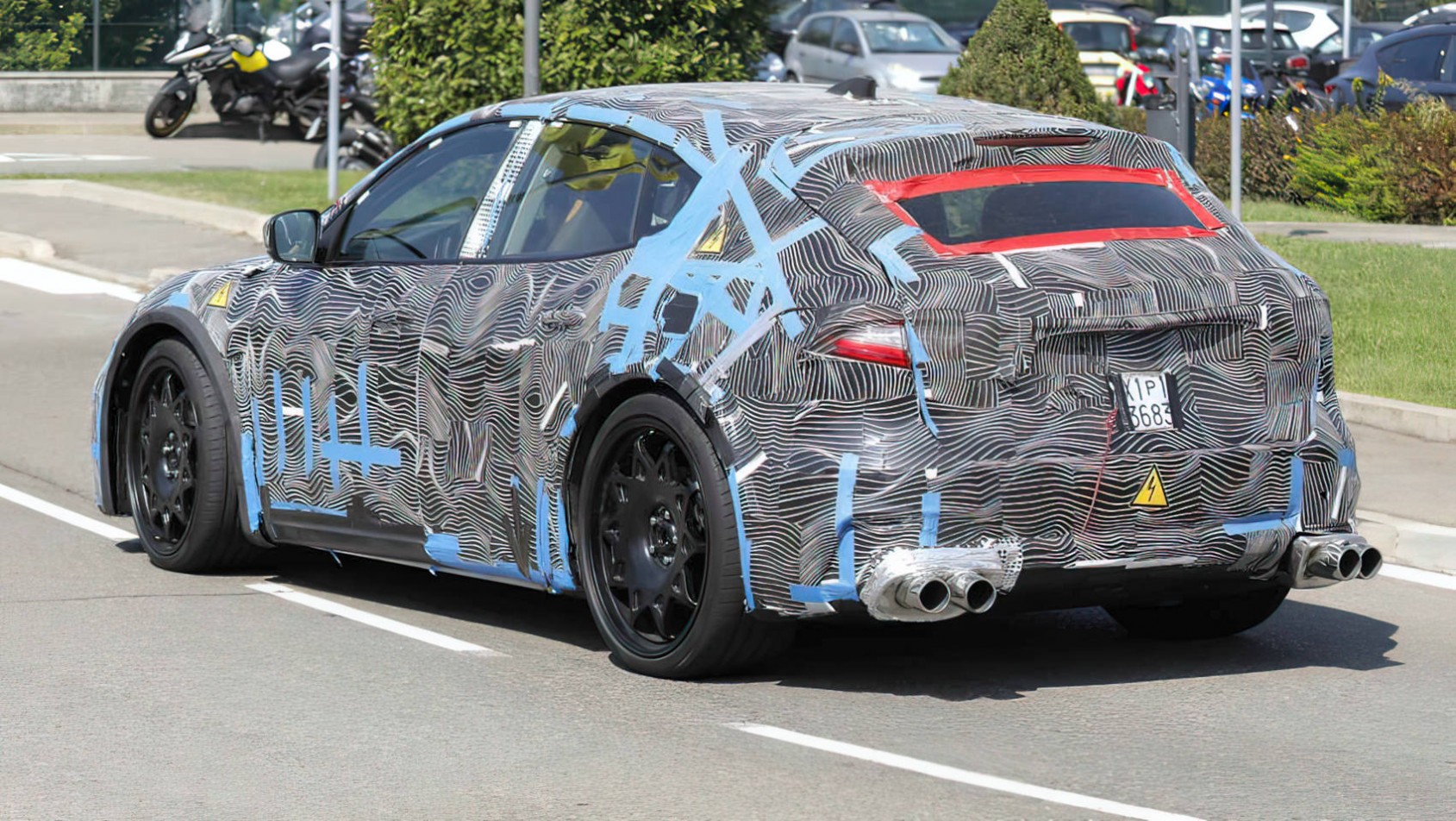 Ferrari EV maskowanie