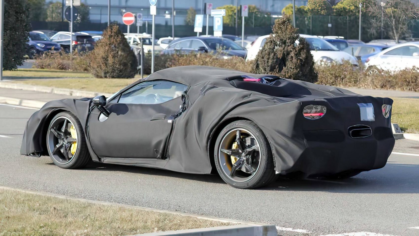 Ferrari 296 VS spyshot tył