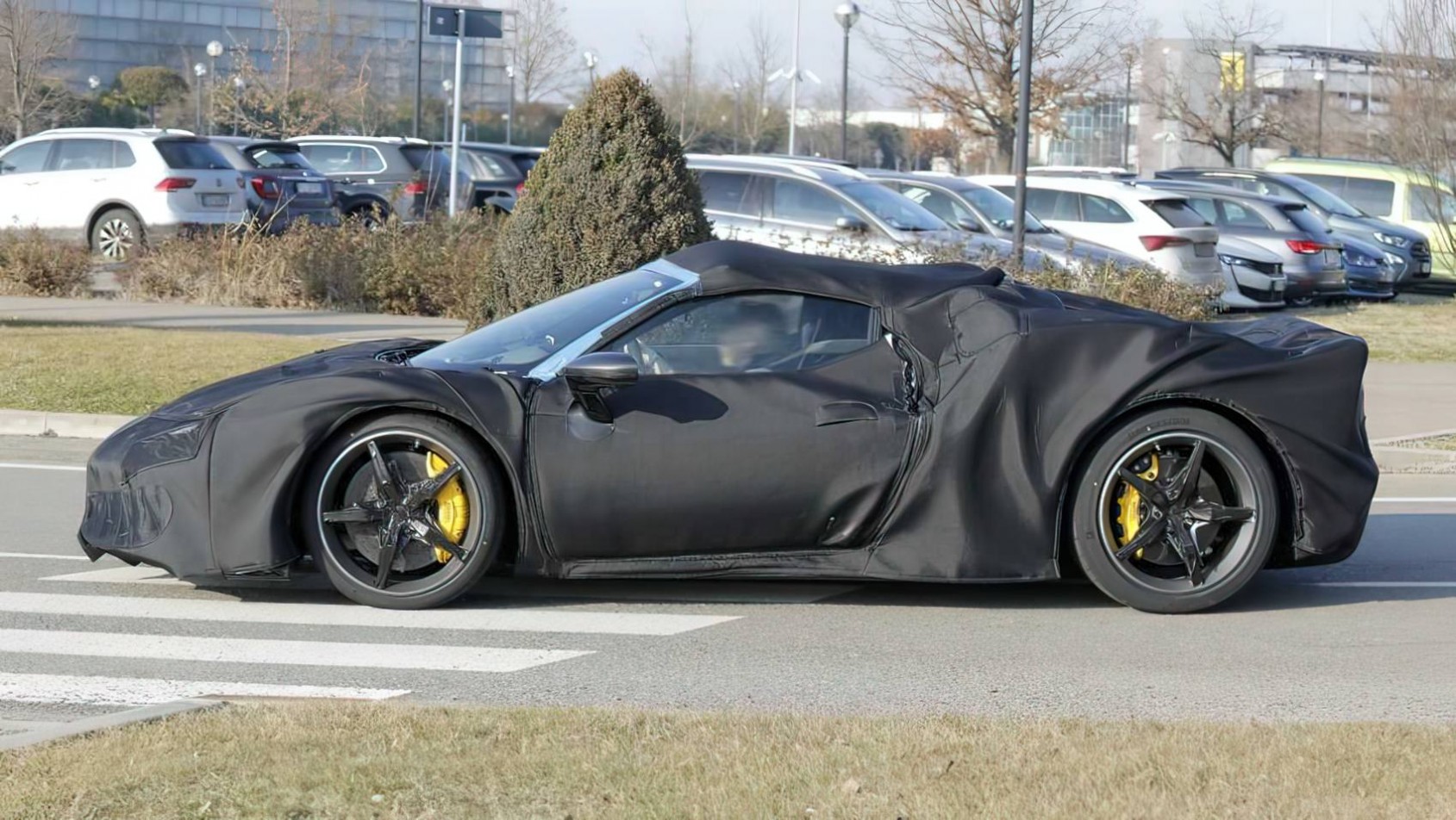 Ferrari 296 VS maskowanie