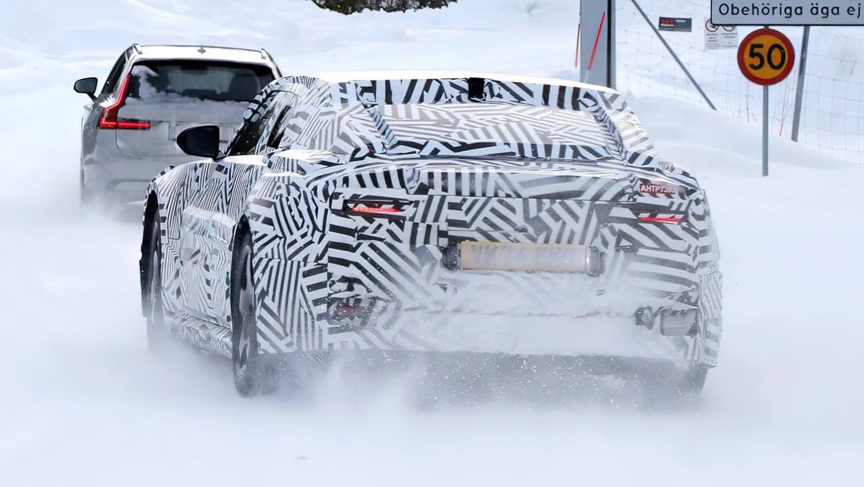 Jaguar Type 00 spyshot testy