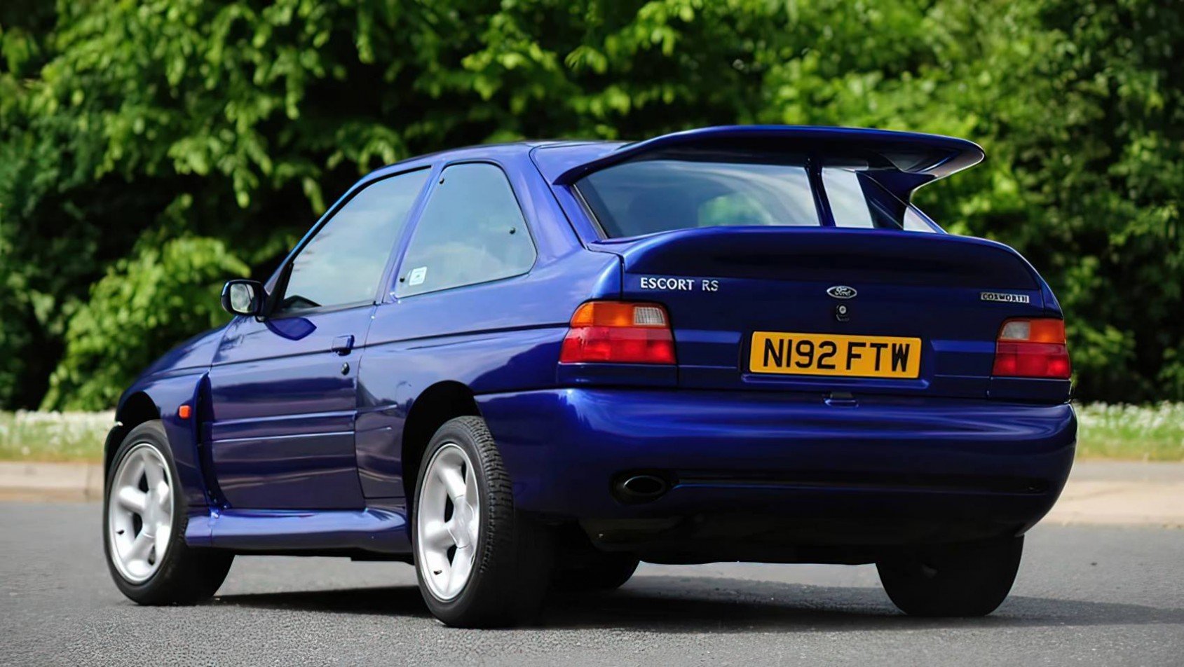 Ford Escort RS Cosworth niebieski